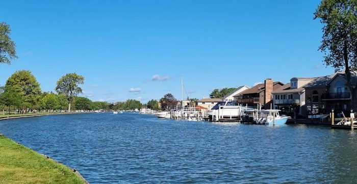 Lake St. Clair Metropark (Metro Beach, Metropolitan Beach) - From Web Listing (newer photo)